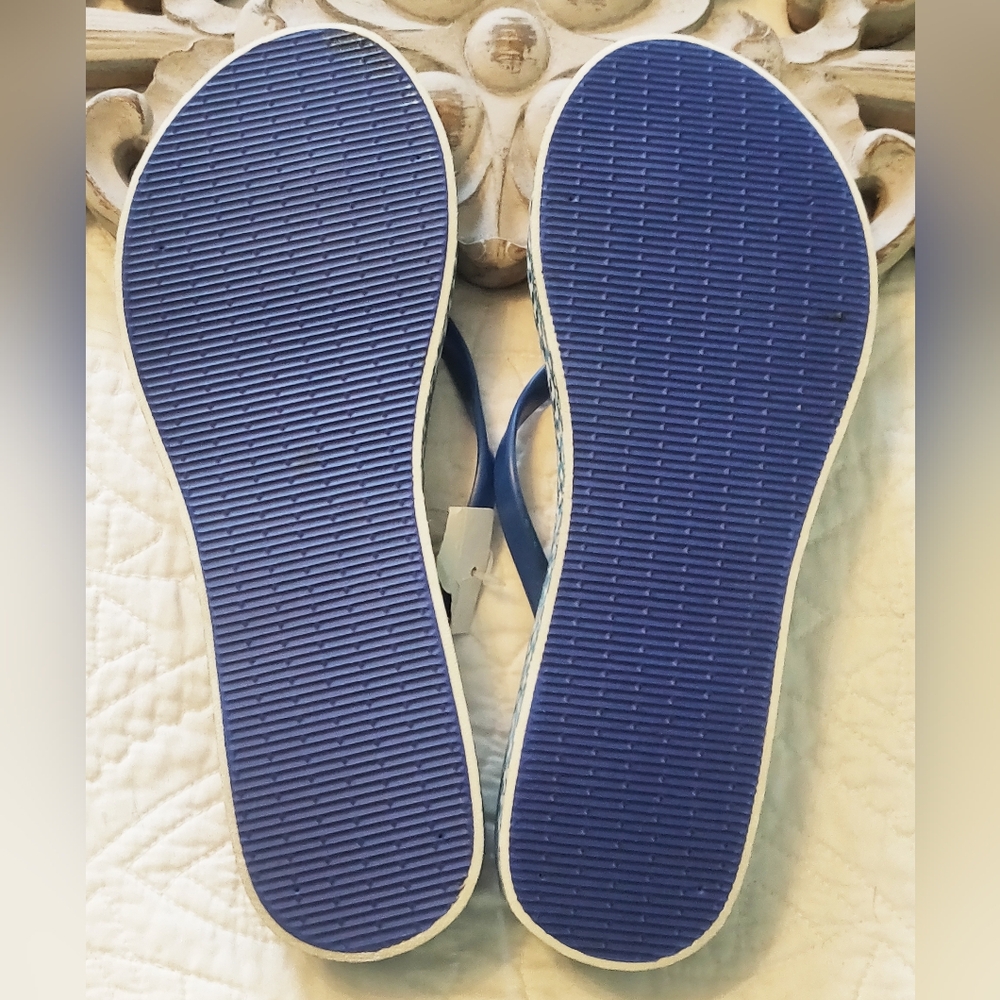 New blue flip flops. - Picture 11 of 11